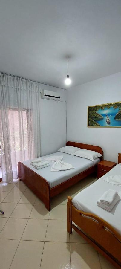 Summerland Saranda Bagian luar foto