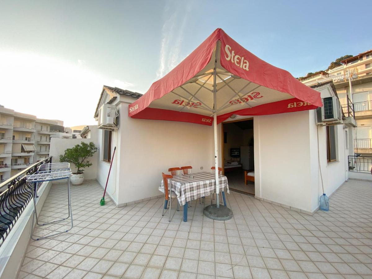 Summerland Saranda Bagian luar foto