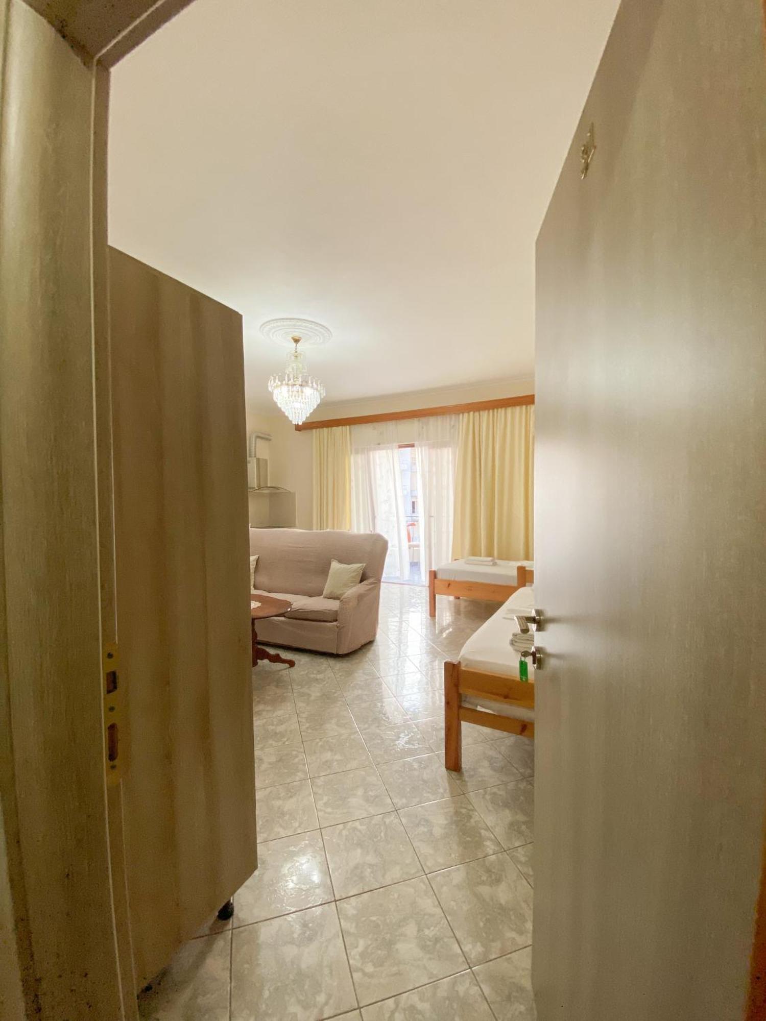 Summerland Saranda Bagian luar foto