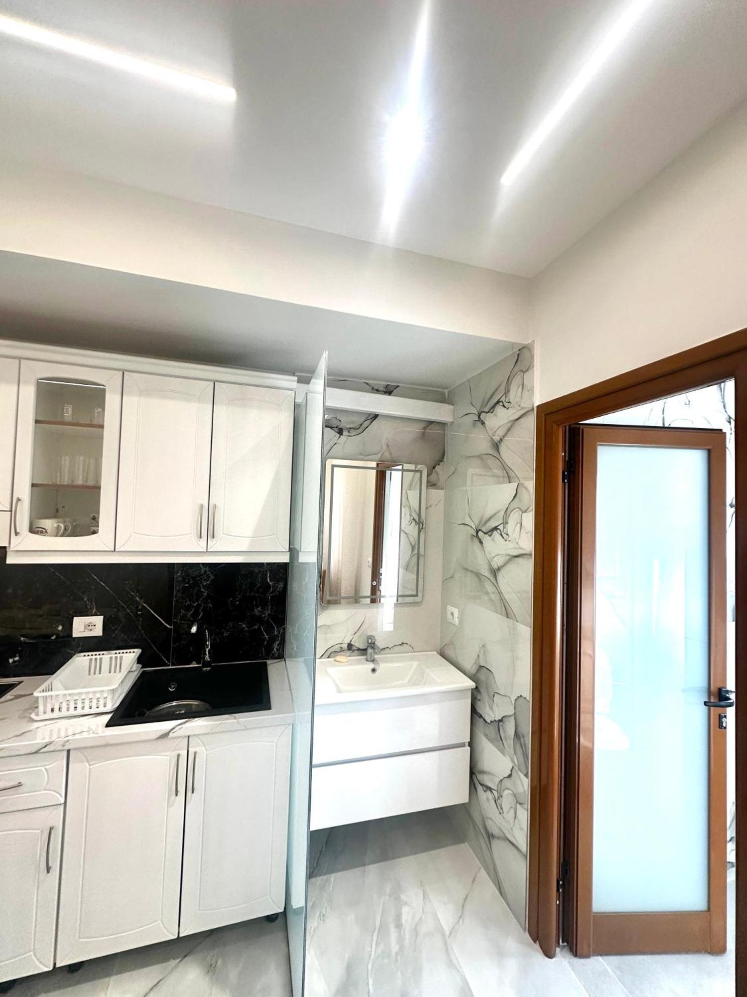 Summerland Saranda Bagian luar foto