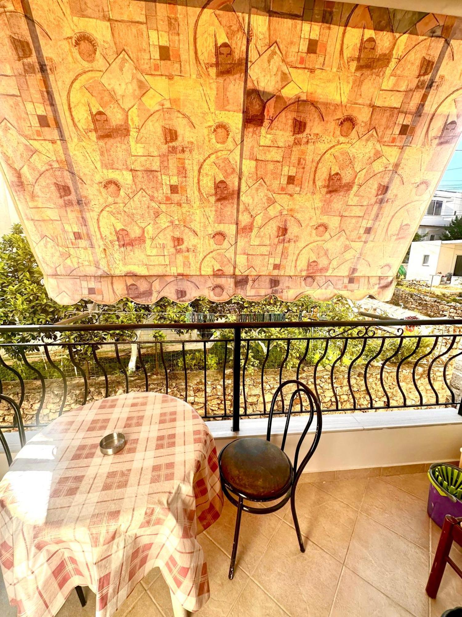 Summerland Saranda Bagian luar foto